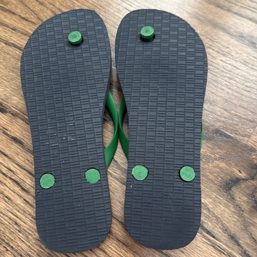 Tory Burch Geometric Green Flip Flops 8.5 Perfect Like New, Worn Once - Picture 4 of 7